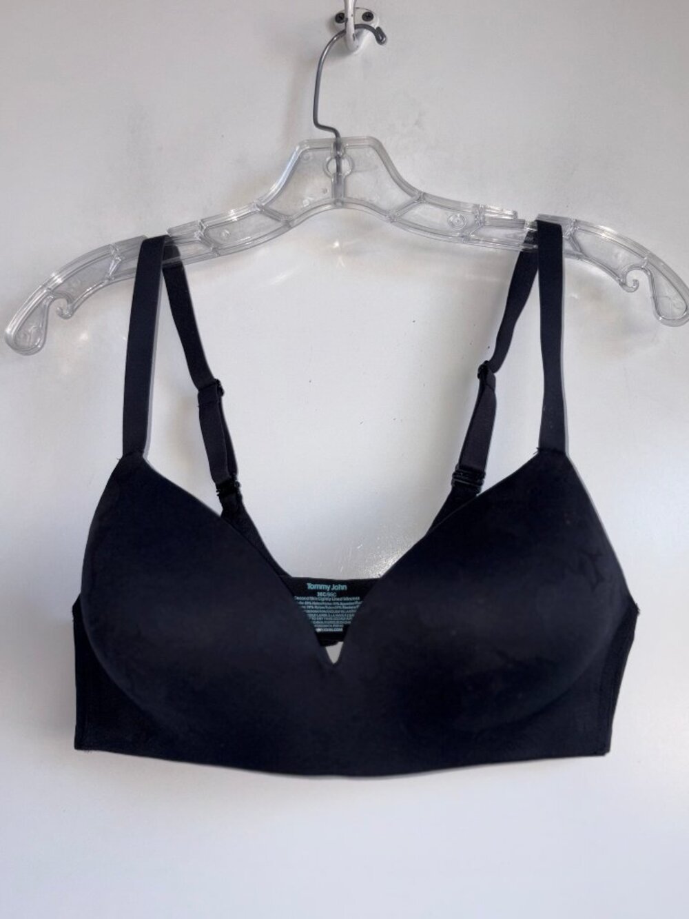 Tommy John Wireless Bra Size 36C Black